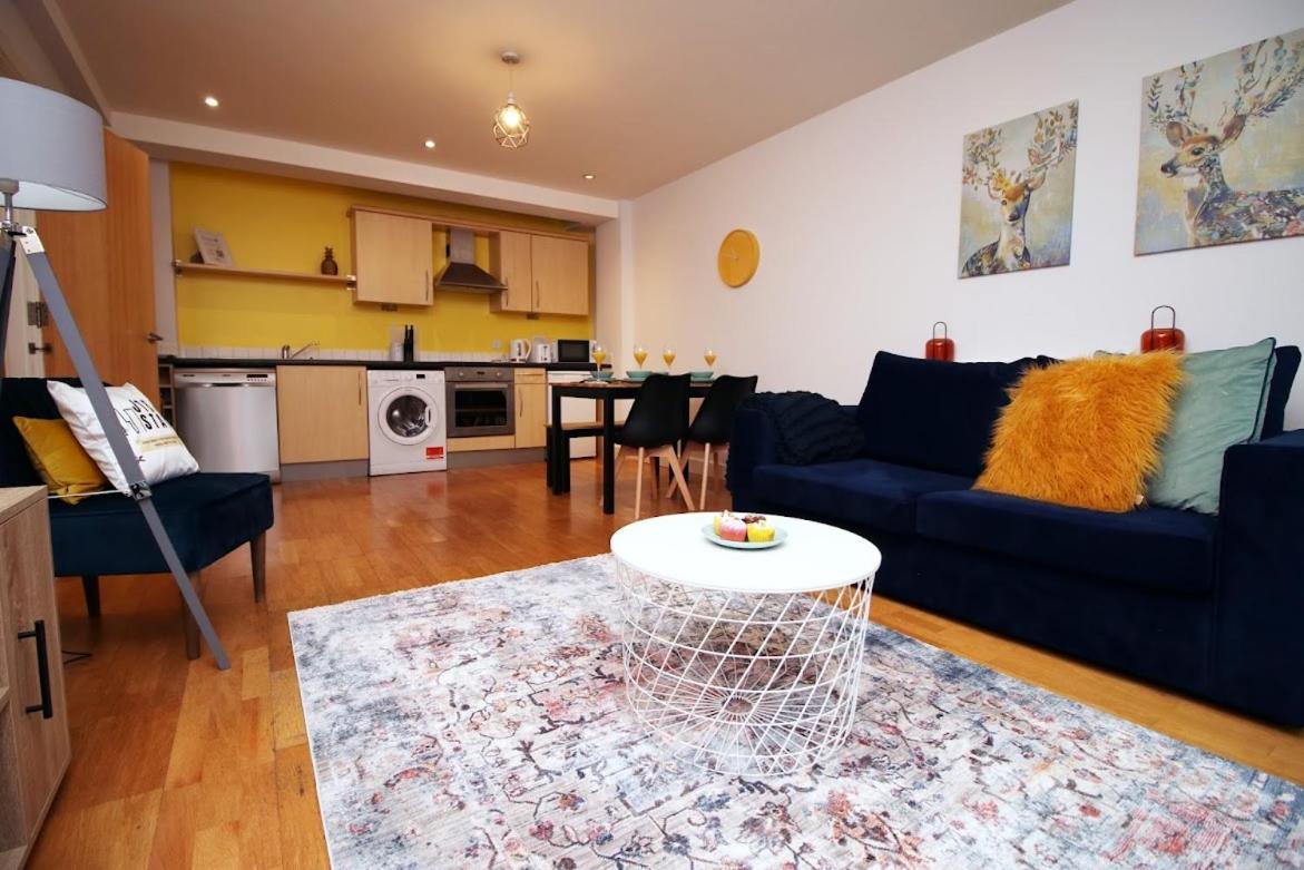 Hamilton Court 1Bedroom Apartment, Bright And Central Location With Balcony And Wi-Fi Bristol Ngoại thất bức ảnh