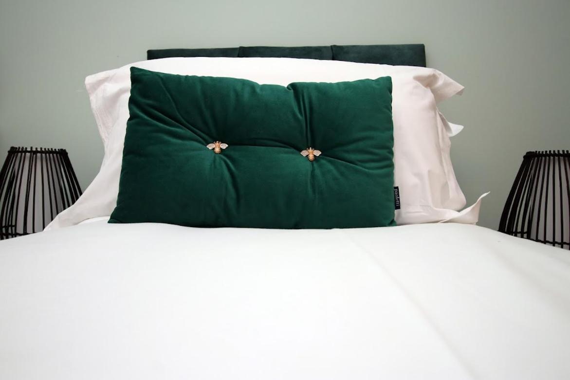 Hamilton Court 1Bedroom Apartment, Bright And Central Location With Balcony And Wi-Fi Bristol Ngoại thất bức ảnh
